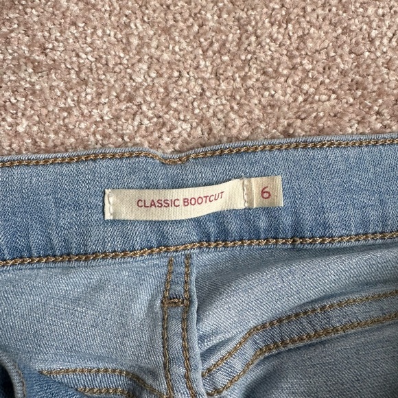 Levis Classic Bootcut Jeans - Picture 2 of 5